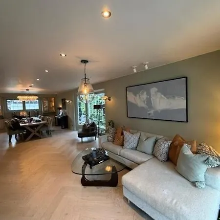 Villa Seaside At Beautiful Bygdoy With Garden And Terraces, Close To Beach, Sights And 10 Min To Center *