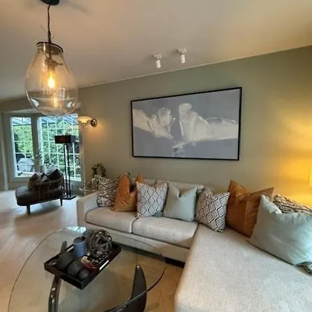 Villa Seaside At Beautiful Bygdoy With Garden And Terraces, Close To Beach, Sights And 10 Min To Center *